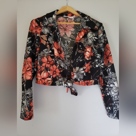 1960s Windsor dress and matching cropped jacket - Picture 3 of 16